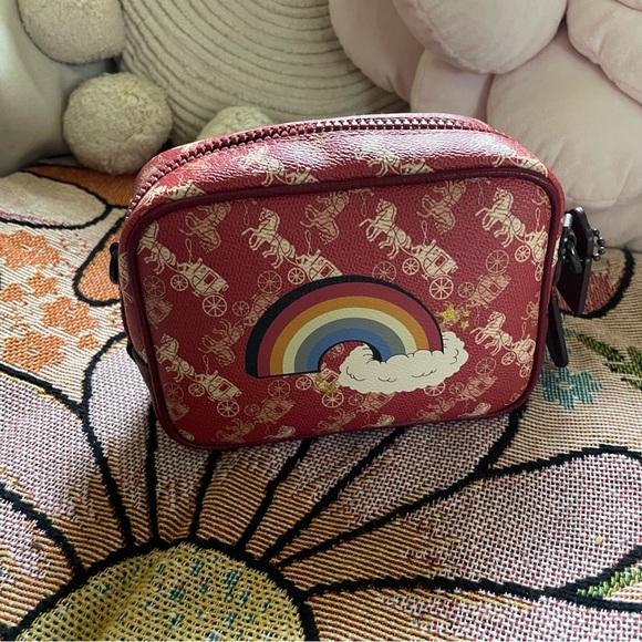 Coach Camera 16 with wallet and keychain EUC - Picture 10 of 15